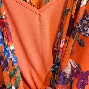 Calvin Kline Floral Chiffon V-Necked Size 16 Dress